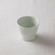 画像をギャラリービューアに読み込む, 亀田大介 白磁刻線台小鉢