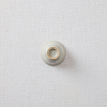 画像をギャラリービューアに読み込む, 齋藤有希子 牡丹唐草茶杯
